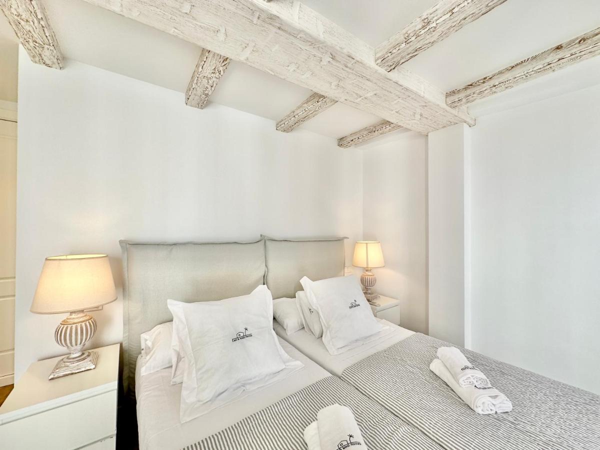 Old Town Modern Flat, 4 Minutes From Beach - Eaw Homes Marbella Eksteriør bilde