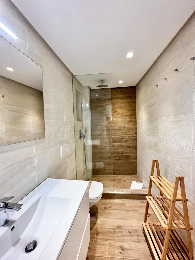 Old Town Modern Flat, 4 Minutes From Beach - Eaw Homes Marbella Eksteriør bilde